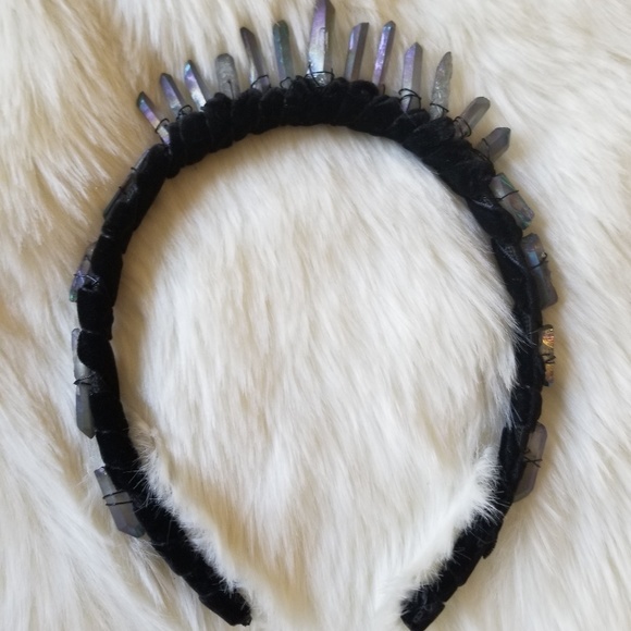 Beautiful Handmade Crystal Crown - Picture 2 of 4
